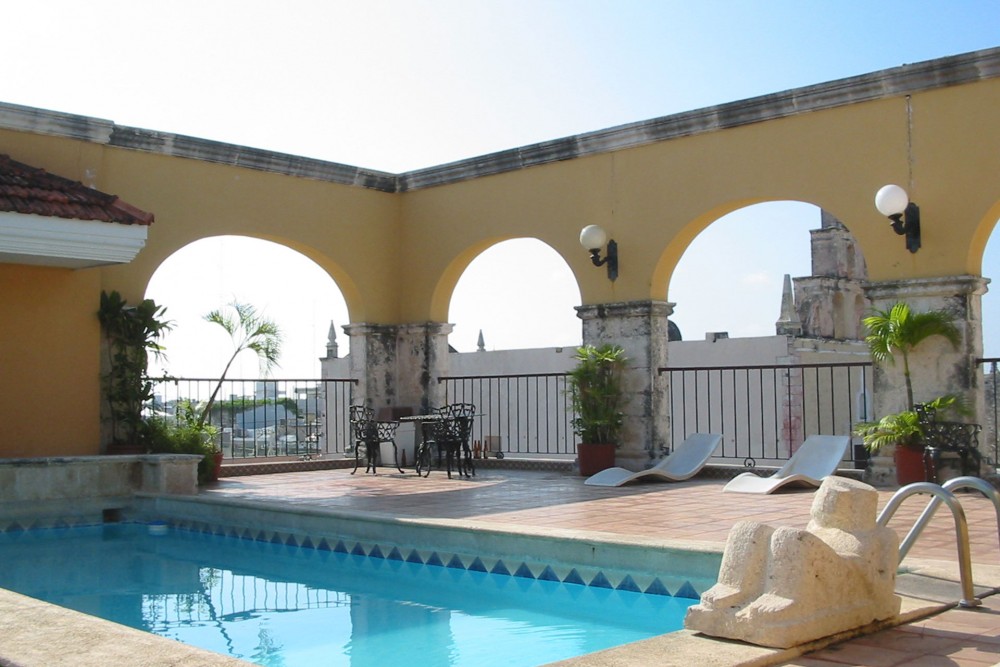 Hotel Caribe, the pool